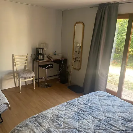 Plim Cie 2 Chambres, Sde A L'Etage Chaponost Exterior photo