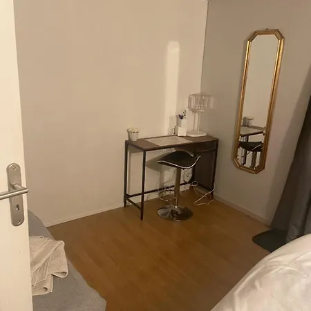 Plim Cie 2 Chambres, Sde A L'Etage Chaponost Exterior photo