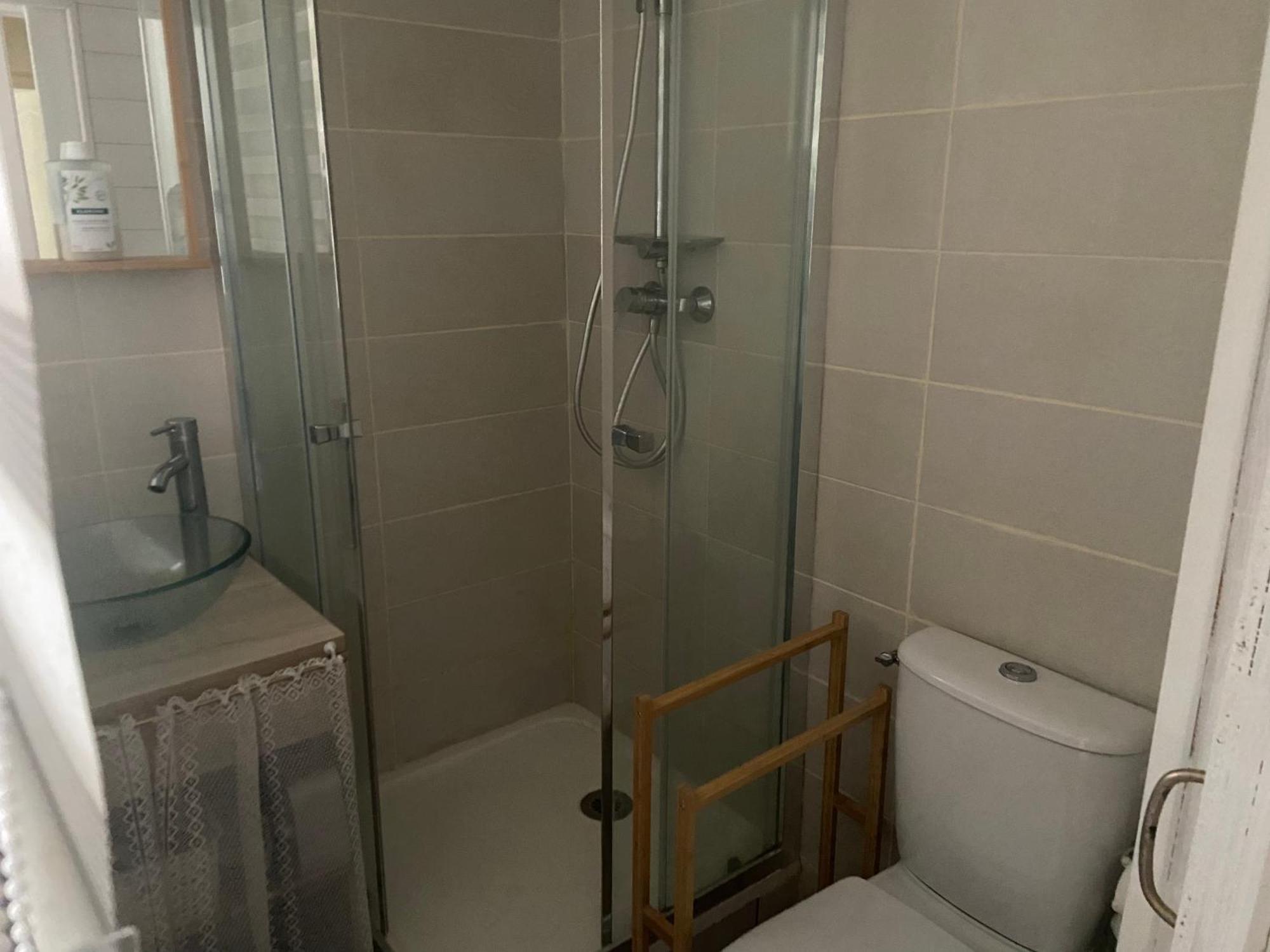 Homestay Plim Cie 2 Chambres, Sde A L'etage Chaponost